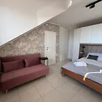 شقة Al Settimo