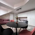 Al Settimo Apartment *
